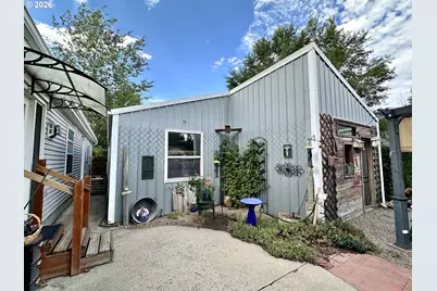 250 5th St, Baker City, OR 97814 - Photo 3
