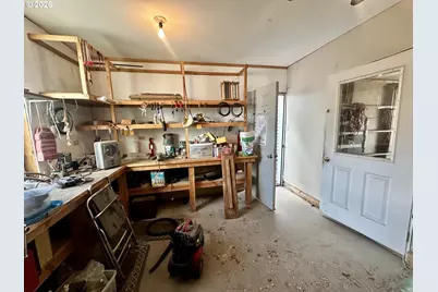 250 5th St, Baker City, OR 97814 - Photo 29