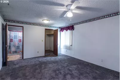 48 W Cedar Dr, Hermiston, OR 97838 - Photo 17