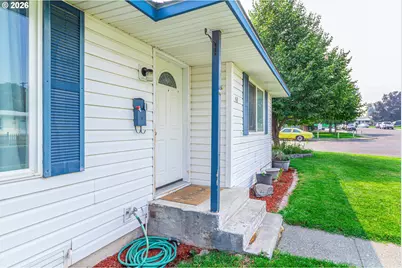 48 W Cedar Dr, Hermiston, OR 97838 - Photo 3