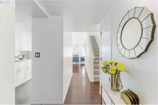 6645 W Burnside St, Portland, OR 97210 - Photo 3