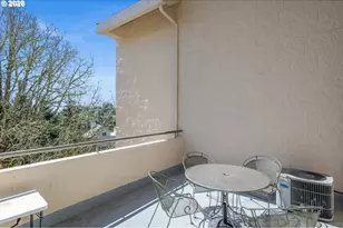 6645 W Burnside St, Portland, OR 97210 - Photo 25