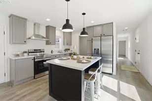 1103 N Springbrook Rd, Newberg, OR 97132 - Photo 3