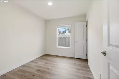 1103 N Springbrook Rd #37, Newberg, OR 97132 - Photo 17