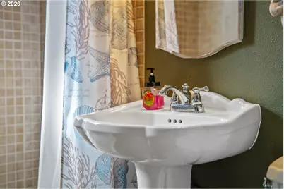 110 N Easy St, Rockaway Beach, OR 97136 - Photo 11