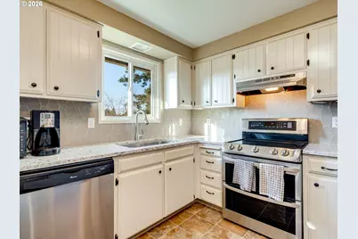 4212 NE 152nd Ave NE, Vancouver, WA 98682 - Photo 7