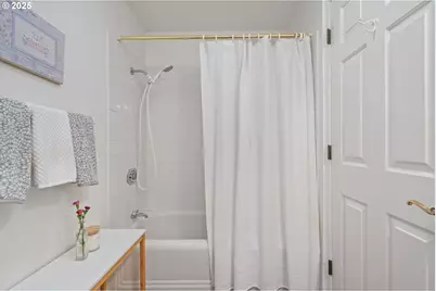 5239 Madrona St, Lake Oswego, OR 97035 - Photo 27