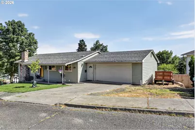 713 E 21st Pl, The Dalles, OR 97058 - Photo 3