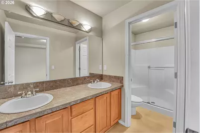 4642 SE Olivewood St, Hillsboro, OR 97123 - Photo 39