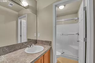 4642 SE Olivewood St, Hillsboro, OR 97123 - Photo 37