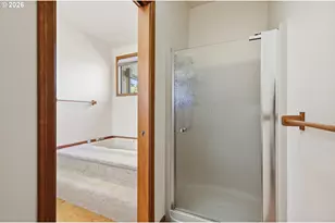 587 Wimbledon Ct, Eugene, OR 97401 - Photo 23