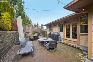 10137 SW Lancaster Rd, Portland, OR 97219 - Photo 33