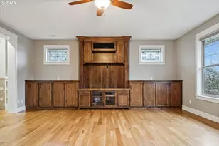 10137 SW Lancaster Rd, Portland, OR 97219 - Photo 9