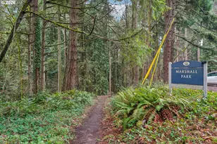 10137 SW Lancaster Rd, Portland, OR 97219 - Photo 45