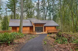 10137 SW Lancaster Rd, Portland, OR 97219 - Photo 41