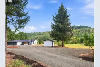 312 Bryant Ln, Roseburg, OR 97471 - Photo 11