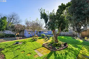 265 S Empire Blvd, Coos Bay, OR 97420 - Photo 29