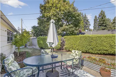 17821 SE Morrison Ct, Portland, OR 97233 - Photo 31