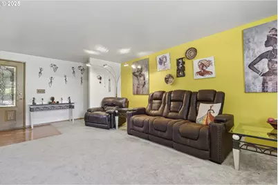 17821 SE Morrison Ct, Portland, OR 97233 - Photo 5