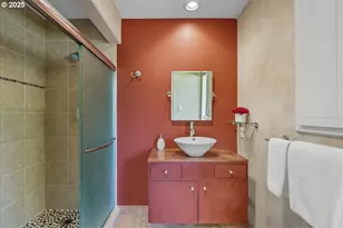 2635 SW Sherwood Pl, Portland, OR 97201 - Photo 19