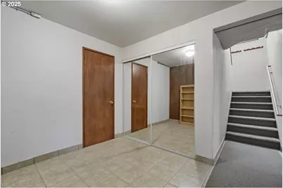 2635 SW Sherwood Pl, Portland, OR 97201 - Photo 29