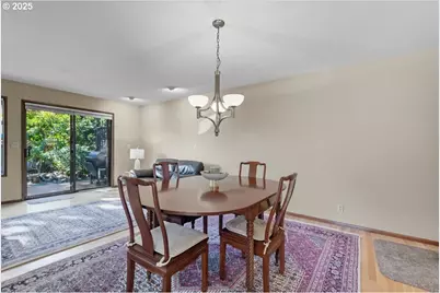 2635 SW Sherwood Pl, Portland, OR 97201 - Photo 13