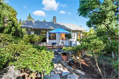 2635 SW Sherwood Pl, Portland, OR 97201 - Photo 33