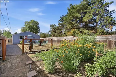 2727 Edison St, Eugene, OR 97402 - Photo 21