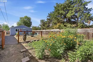 2727 Edison St, Eugene, OR 97402 - Photo 21