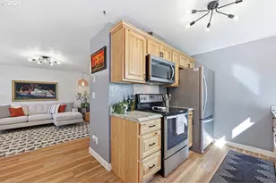 2727 Edison St, Eugene, OR 97402 - Photo 7