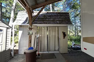 141 Outer Dr, Florence, OR 97439 - Photo 5