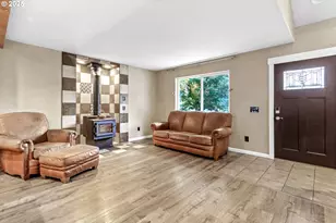 13155 Century Dr, Oregon City, OR 97045 - Photo 9