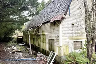 814 NW Pleasant View Dr, La Center, WA 98629 - Photo 5