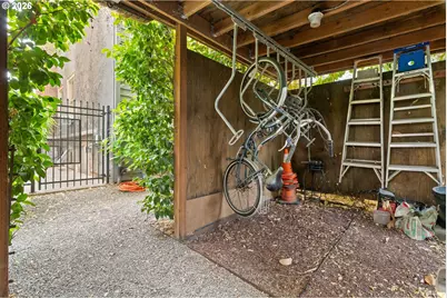 2375 NW Northrup St #B, Portland, OR 97210 - Photo 43
