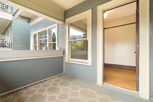 2375 NW Northrup St, Portland, OR 97210 - Photo 37