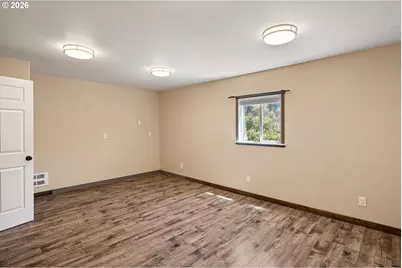 88481 1st Ave, Florence, OR 97439 - Photo 17