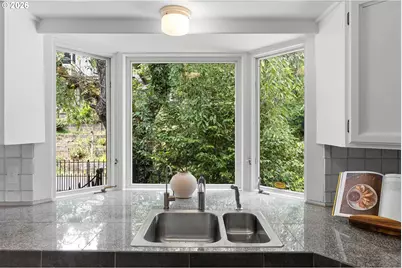 2779 SW Sherwood Dr, Portland, OR 97201 - Photo 15