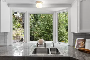 2779 SW Sherwood Dr, Portland, OR 97201 - Photo 15