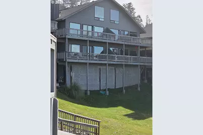 29134 Ellensburg Ave #16, Gold Beach, OR 97444 - Photo 1