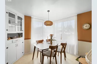 12045 SE Tibbetts St, Portland, OR 97266 - Photo 9