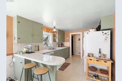 12045 SE Tibbetts St, Portland, OR 97266 - Photo 11