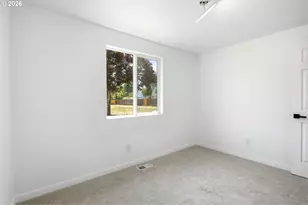 7563 SE Flavel St, Portland, OR 97206 - Photo 15