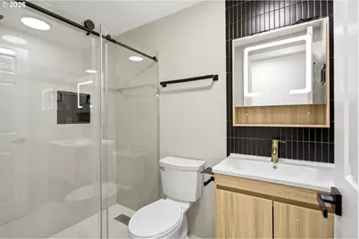 7563 SE Flavel St, Portland, OR 97206 - Photo 13