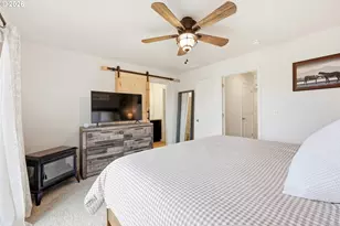 2243 SE 19th St, Gresham, OR 97080 - Photo 19