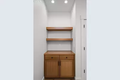 114 Churchview Dr, Eugene, OR 97408 - Photo 9
