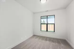 114 Churchview Dr, Eugene, OR 97408 - Photo 13