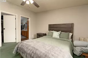 310 Monte Dr, Roseburg, OR 97471 - Photo 11