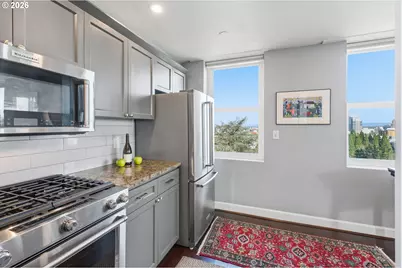 1205 SW Cardinell Dr #702, Portland, OR 97201 - Photo 11