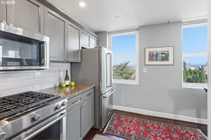 1205 SW Cardinell Dr, Portland, OR 97201 - Photo 11