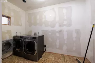 2770 Agate St, Eugene, OR 97403 - Photo 31